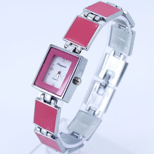 elegantní dámské hodinky v retro stylu - růžové