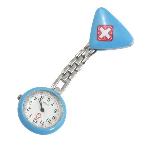 Přívěskové hodinky pro zdravotní sestry TRIANGLE - světle modré