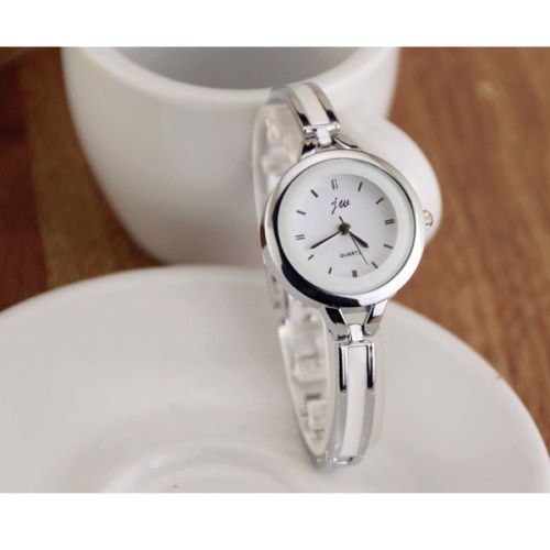 elegantní dámské hodinky - silver
